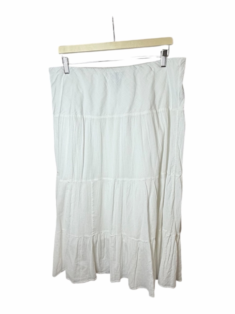 Chaps White Tiered Midi Skirt. 100% Cotton. Size XL.